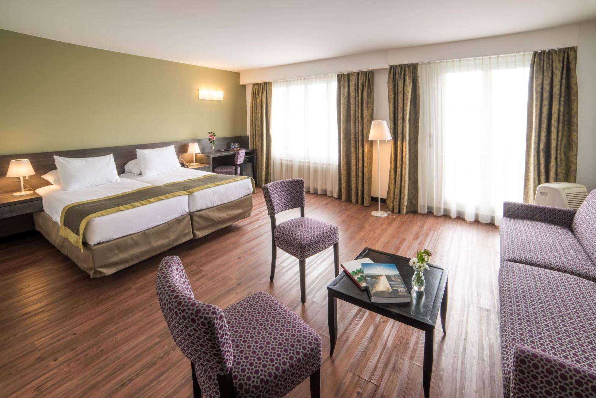 Hotel Montana Geneve Rum bild